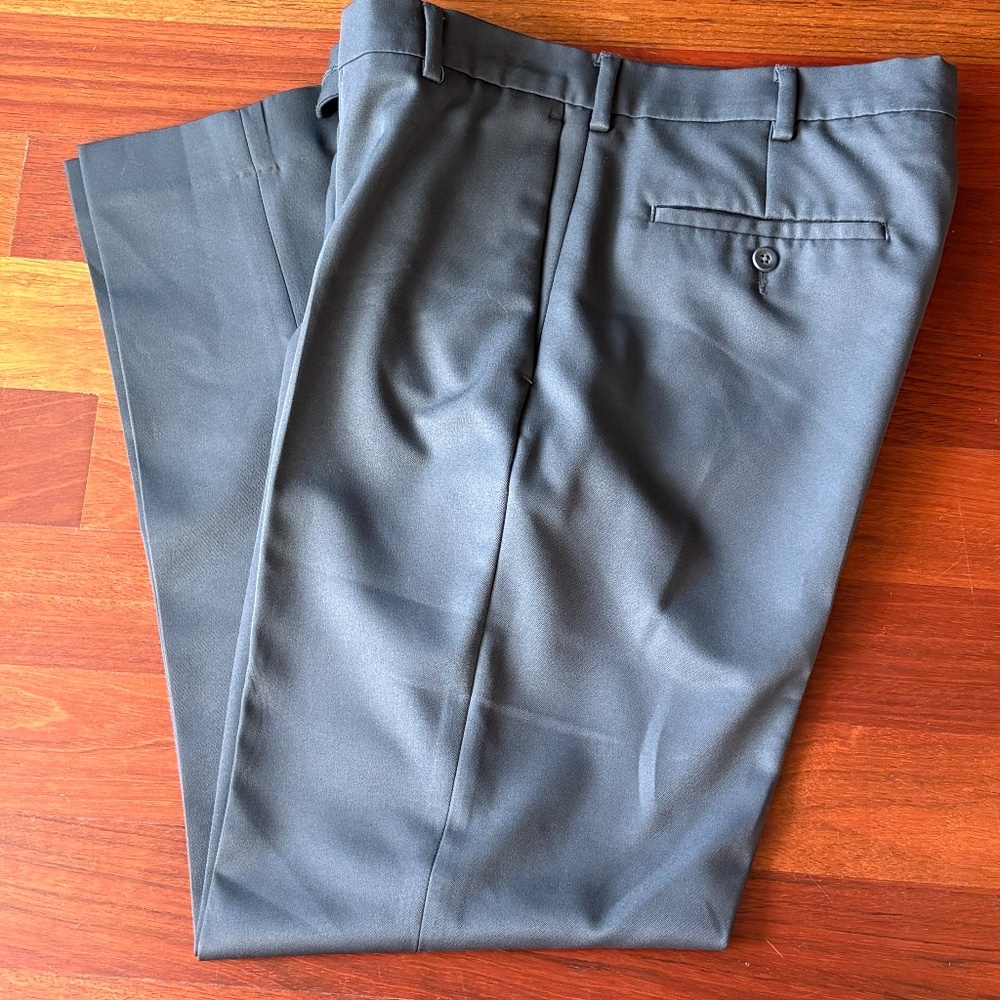 Perry Ellis Charcoal Gray Dress Pants - Size 32 x 32